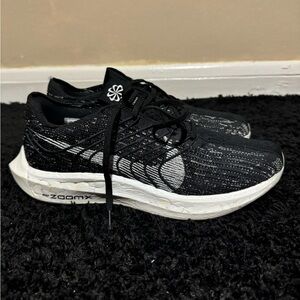 Pegasus Turbo Next Nature 'Black Off-Noir'